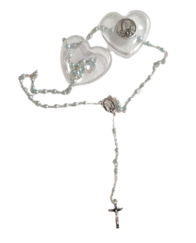 Terço pérola com caixa coração de Fátima